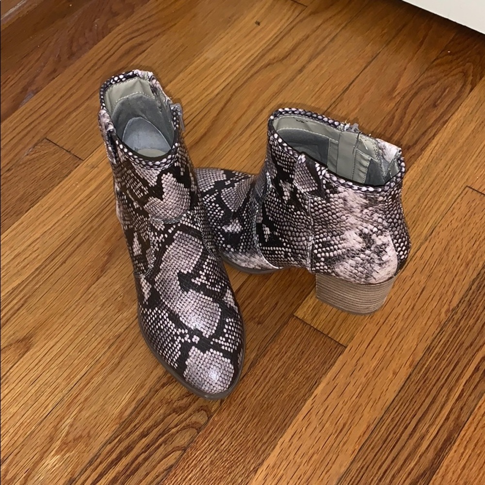 Snakeskin Booties!!! Only Worn twice!